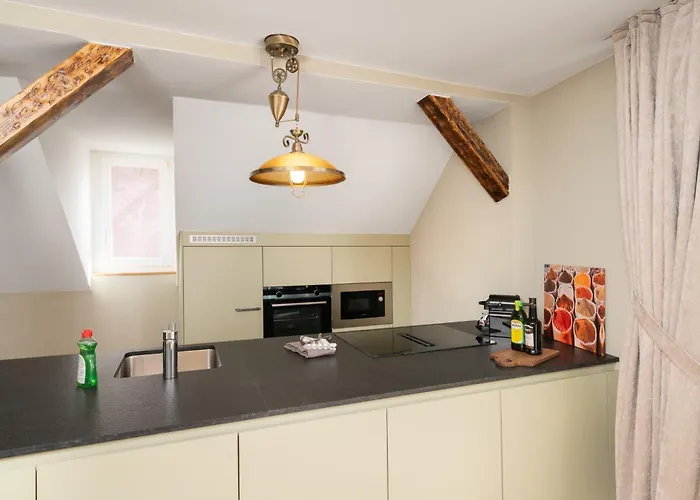 Betweenthelakes Penthouse *