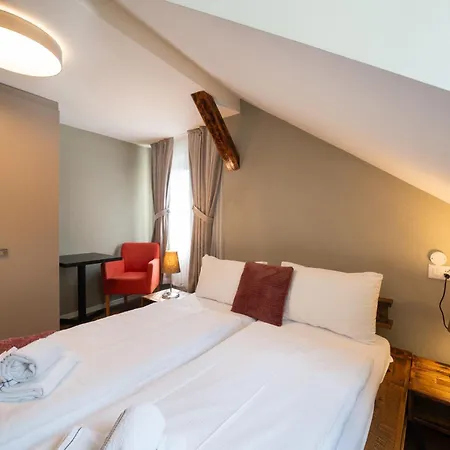 Betweenthelakes Penthouse